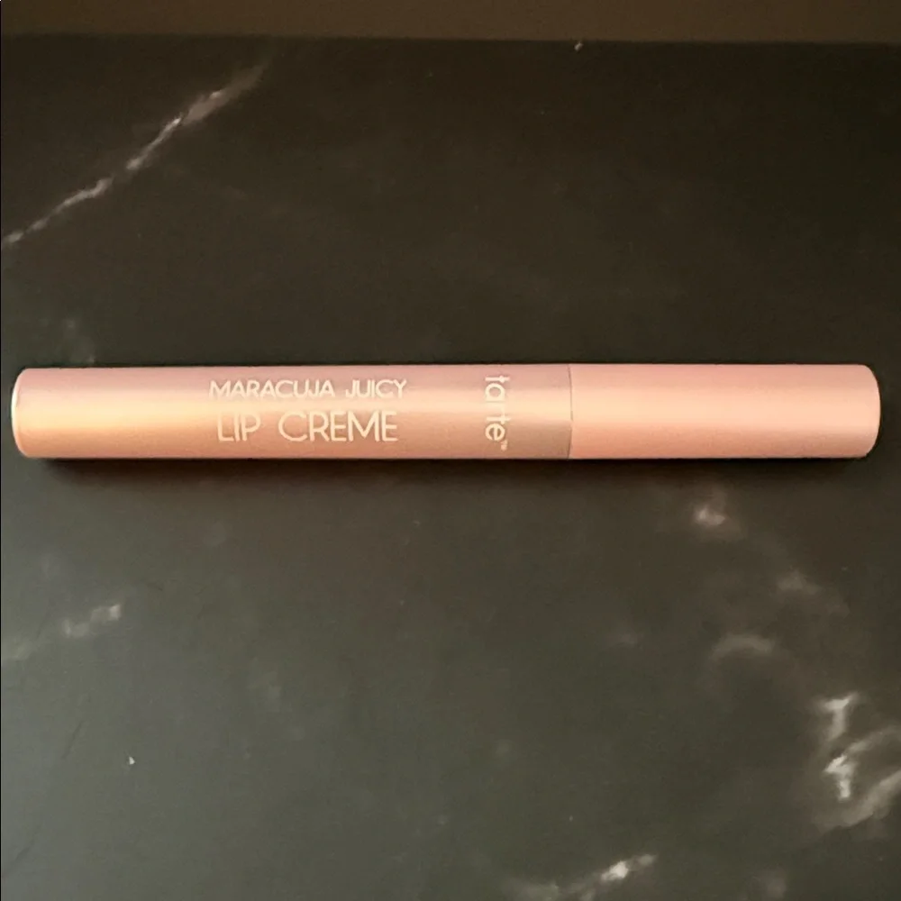 Tarte Maracuja Juicy Lip Crème Lipstick - CRANBERRY
